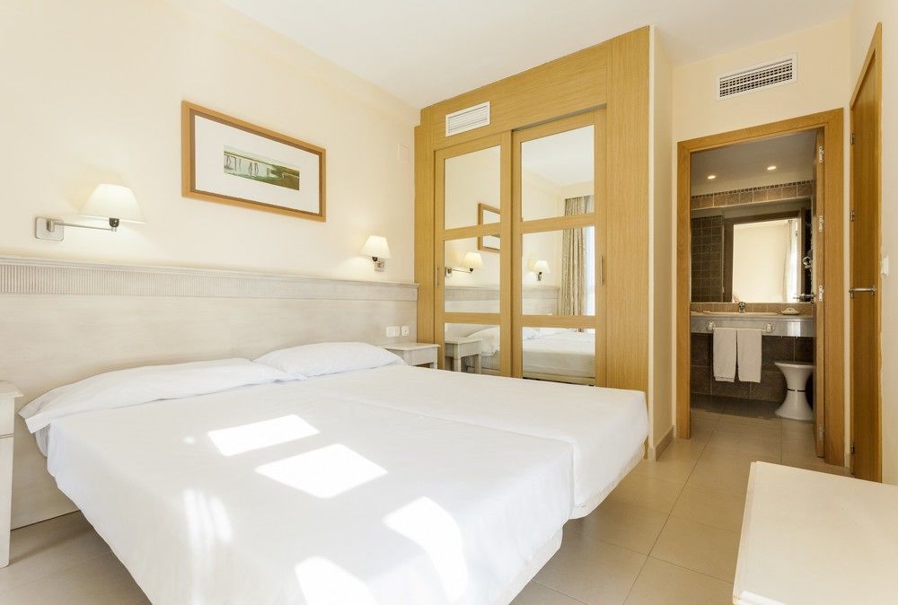 Aparthotel Ilunion Sancti Petri Novo Sancti Petri Dış mekan fotoğraf